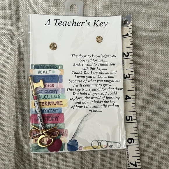 A Teachers Key Thank You Teacher Gift Back To School Present NEW - Picture 2 of 2
